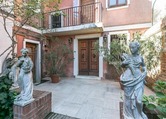 Apartament Behind On The Canalside